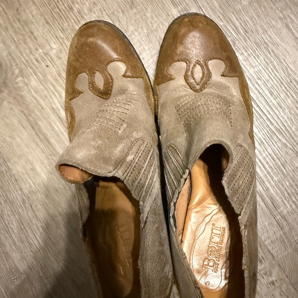 Born Women's Brown Suede Ankle Booties